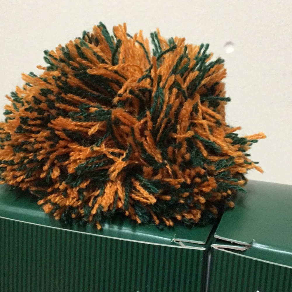 New Jagermister Beanie Gift Set Box - Picture 4 of 6